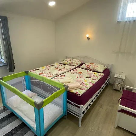 Istrian Stone Lenny Near * Poreč