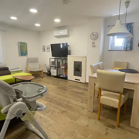 Istrian Stone Lenny Near