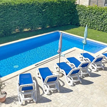 Istrian Stone Lenny Near Villa