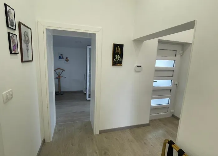 Istrian Stone Lenny Near 포레치