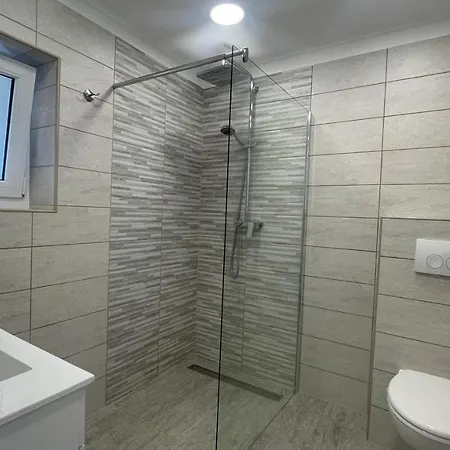 Istrian Stone Lenny Near