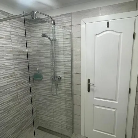 Vila Istrian Stone Lenny Near *