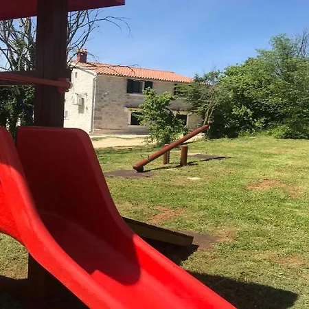 Istrian Stone Lenny Near *