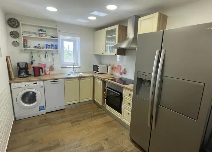 Villa Istrian Stone Lenny Near *