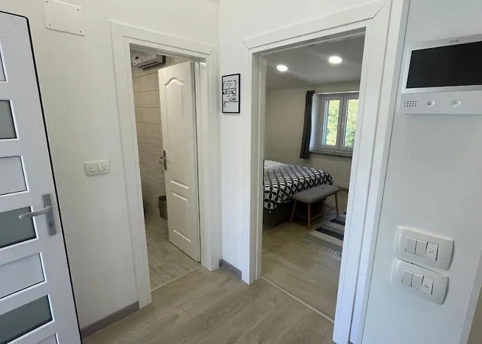 Istrian Stone Lenny Near Villa *