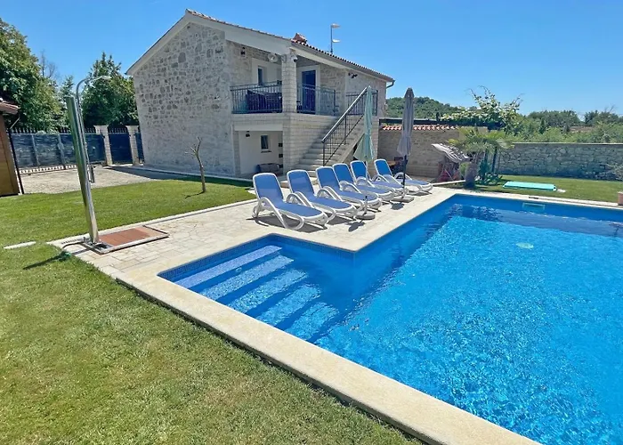 Istrian Stone Lenny Near * Poreč