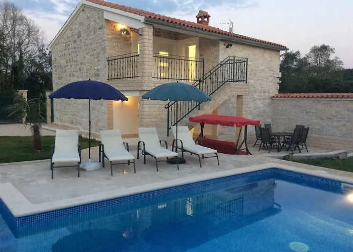 Istrian Stone Lenny Near * Poreč